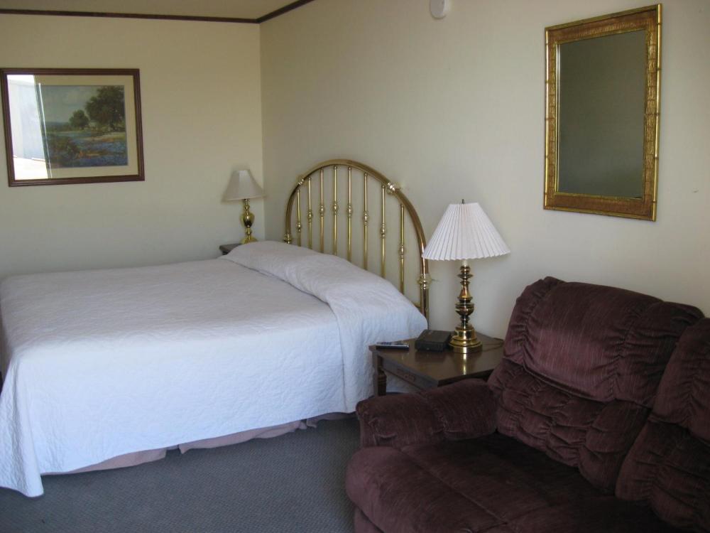 Room image 3