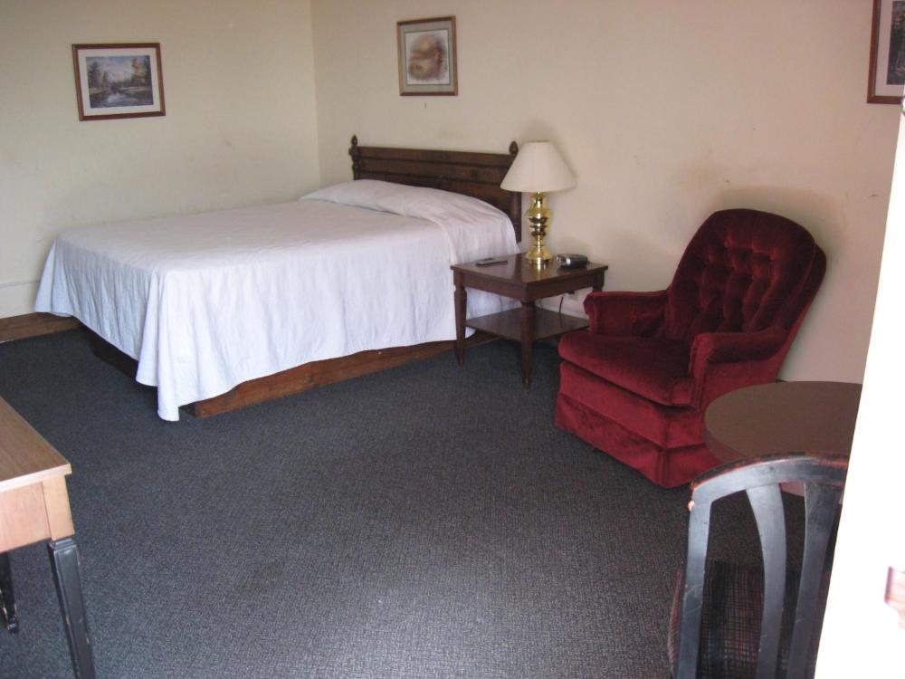 Room image 4