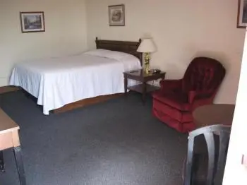 Candlelight Inn Scottsbluff 10